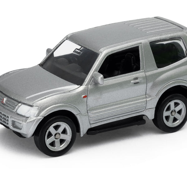 Auto Mitsubishi Montero - Welly Escala 1:60