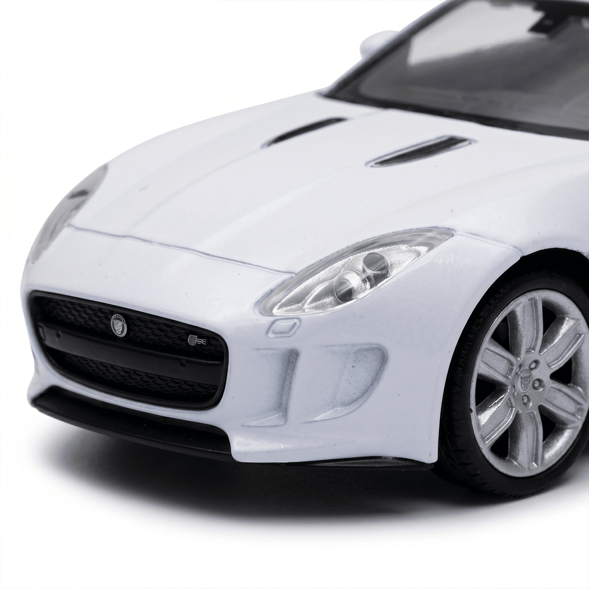 Auto Jaguar F - Type Coupe S Escala 1:43 - Welly - Toyng Chile