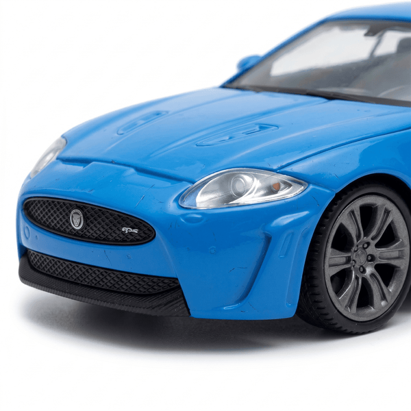 Auto Jaguar XKR - S S Escala 1:43 - Welly - Toyng Chile