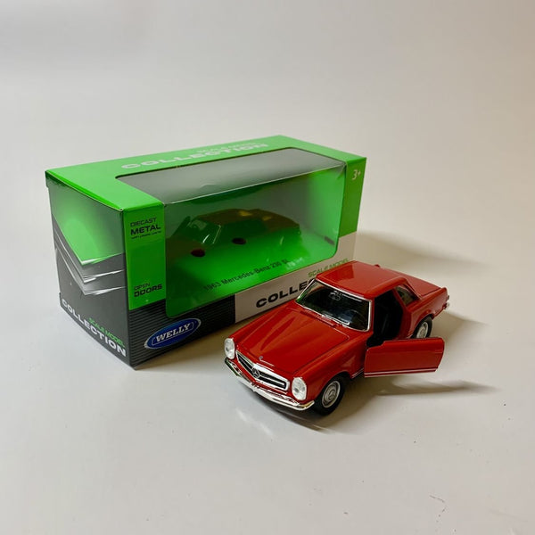 Auto Mercedes-Benz 230 SL Escala 1:34:39 - Welly - Toyng Chile