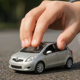 Auto Toyota Yaris S Escala 1:43 - Welly - Toyng Chile