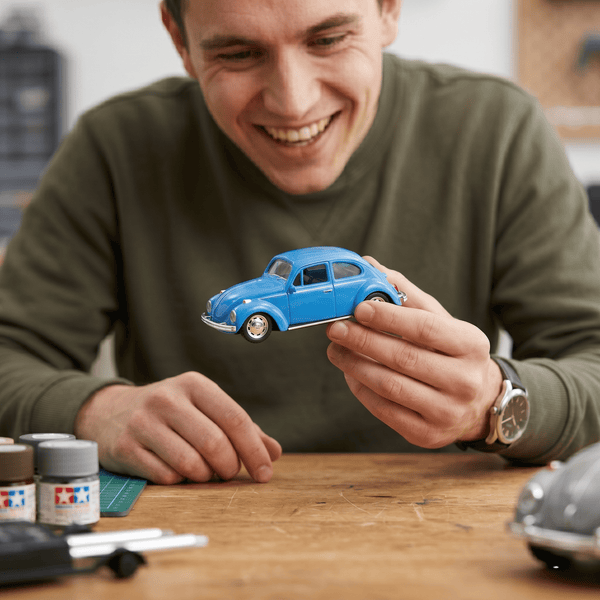 Auto Volkswagen The Beetle S Escala 1:43 - Welly - Toyng Chile