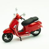 Moto Vespa GTS 125CC Escala 1:18 - Welly - Toyng Chile