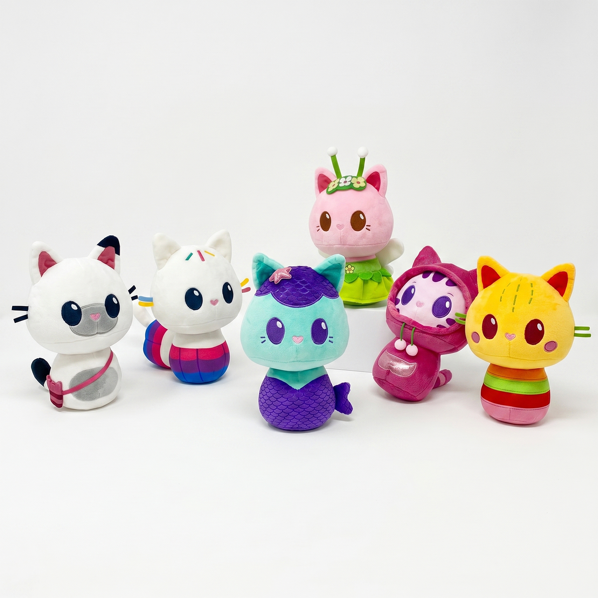 Pack x6 Peluches La Casa de Gabby Colección Completa