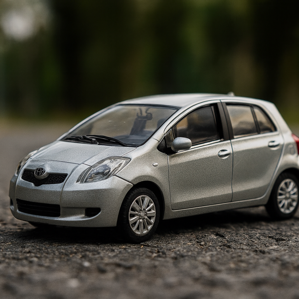 Auto Toyota Yaris S - Welly Escala 1:43